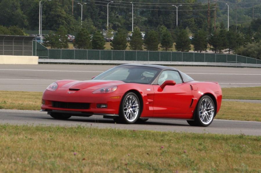  Chevrolet Covette ZR1 on Track 2009 года  (фото 47 из 65)